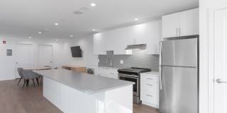 Graduate Pointe Gallery 61