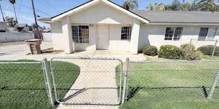 3 bedroom/ 2 bathroom apartment 3 bedroom/ 2 bathroom apartment Gallery 1