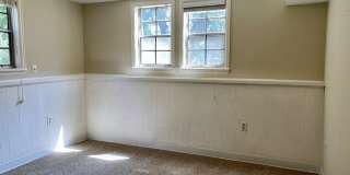 Spacious House Near CSU! Gallery 17