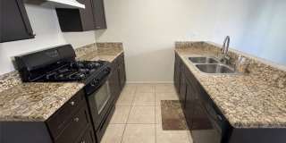 1335 N Elderberry Gallery 1