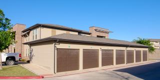 Anatole on Briarwood Gallery 26