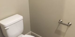 3 bed 2 bath Townhome for rent, small dog under 20 lbs allowed! Gallery 6