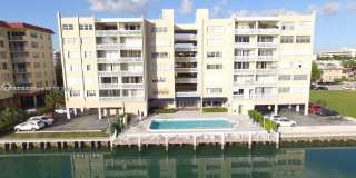 9381 E Bay Harbor Dr Gallery 1