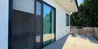 Five Bedroom/Four Bathroom Luxury House in Koreatown Gallery 15