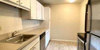 Nob Hill Apartments Gallery 5