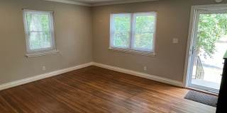 Convenient 2 Bedroom Duplex in SouthEnd Gallery 5