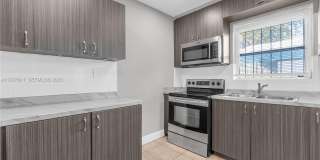 6940 NW 6th Ct Gallery 14