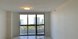 19101 Mystic Pointe Dr Gallery 6