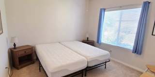 3 Bedroom, One Level Furnished Home in Emerald Ridge Gallery 18