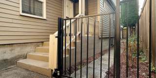 1Bd/1Ba Seattle Duplex Gallery 1