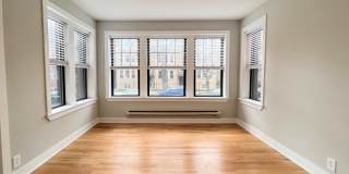 4419 N Wolcott Ave Gallery 1