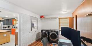 2137 Lenamon Street Gallery 20