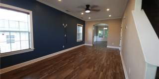 2510 Chestnut Street Gallery 30
