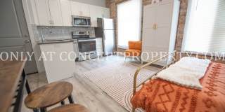 Beautifully Remodeled Apartment Home with Washer/Dryer in-Unit and Luxury Finishes! Gallery 27