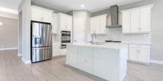 4bd Home by Twin Lakes in The Sought After Neighborhood Of Rivo Lakes!! Gallery 1
