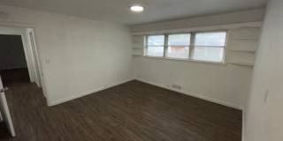 PRE-LEASING! AVAILABLE JUNE 15TH - 5 BED/3 BATH CENTRAL LBK Gallery 9