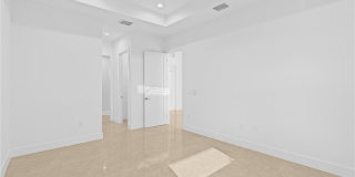 821 NW 37th Place Gallery 24