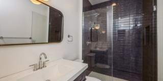 903 West Armitage Gallery 8