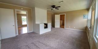 3 Bed 1 Bath Home in Shawnee Gallery 13