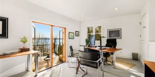 Architectural Seattle Masterpiece with Panoramic Water Views Gallery 31