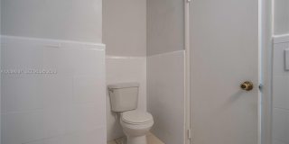 1940 Bay Dr Gallery 25