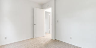 Crestwood Courts Gallery 15