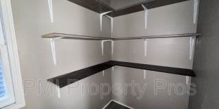 1943 N 38th St Gallery 17