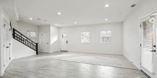 915 E Central Ave Gallery 5