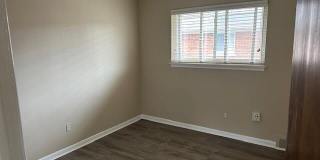 18547 Hillcrest Street Gallery 20