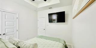 4701 Mulberry Avenue Gallery 21