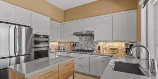 461 Desert Holly Drive Gallery 7