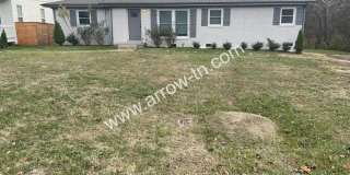 Great 2 Bed 1 Bath Home in South Nashville with Bonus 3rd Room or Office! Gallery 1