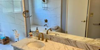 2 Bedroom, 2 Bath Condo Gallery 27