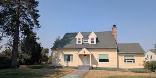 Picturesque Waha Farm House with 2 Horse Pastures Gallery 1