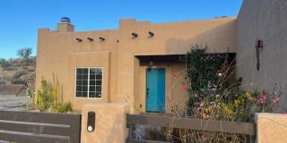 Cozy 3 Bedroom 2 Bathroom Home with Breathtaking Views Gallery 1
