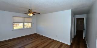 6 Bedrooms-Little Neck Area Gallery 23