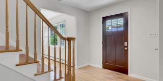 8 Tobi Lane Gallery 3