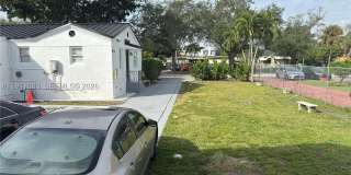 921 N 17th Ct Gallery 20