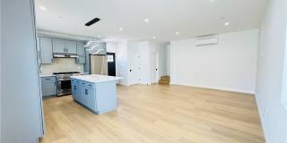 7744 Vassar Avenue 1/2 Gallery 11