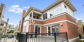 1308 S Plymouth Court Gallery 15