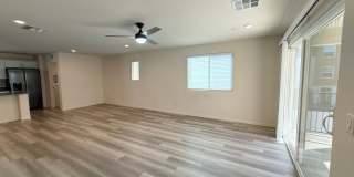 Modern Townhome Near Lone Mountain | Gated & Pool Gallery 12