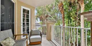 1200 Hillsboro Mile Gallery 27