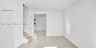 2542 SE 29th St Gallery 14