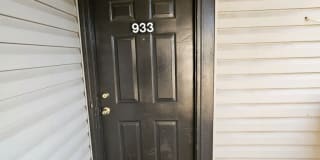 933 Applewood Lane - 1 Gallery 1