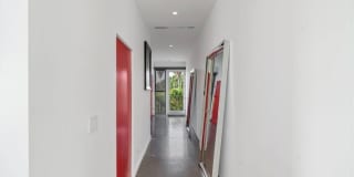 611 N Bronson Ave Gallery 18