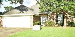 208 E Weeks Drive Gallery 1