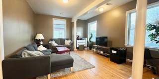 See YT Video Tour! XL Modern Apartment w deck, PERFECT for "Socially Inclined" groups! Near BU! Special Promo Avail See YT Video Tour! XL Modern Apartment w deck, PERFECT for "Socially Inclined" groups! Near BU! Special Promo Avail Gallery 6