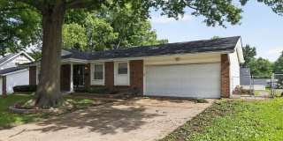 Charming 4BR House in Florissant Gallery 3