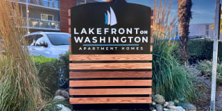 Lakefront on Washington Gallery 20