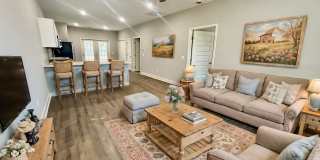 239 Firefly Lane Gallery 1